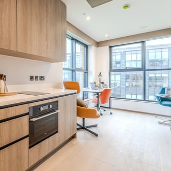 Large Studio - Image 8