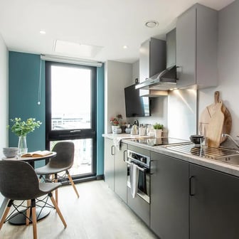 Standard 2 Bed Apartment - Image 4