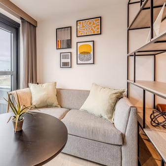 Penthouse One Bedroom - Image 12