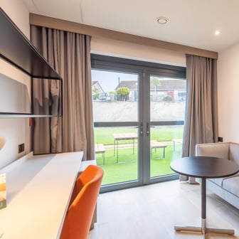 Signature Plus Studio - Image 3