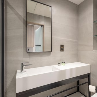 Signature Plus Studio - Image 11
