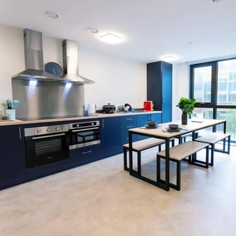 6 Bed Cluster Ensuite - Image 4
