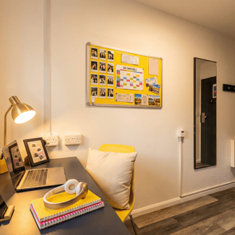 Premium Ensuite - Image 4