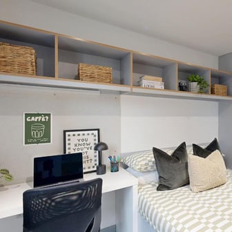 Ensuite Room - Image 4