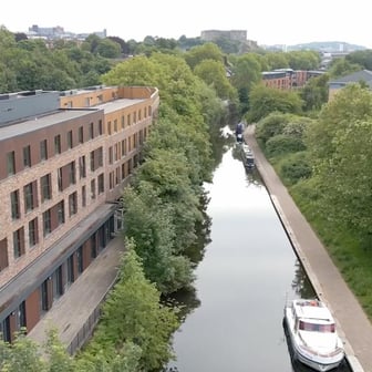 Canal View Ensuite - Image 15