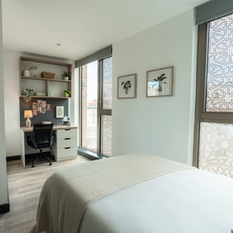 Platinum Plus En Suite - Image 3