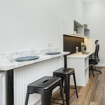 Superior Mezzanine Studio - Image 2