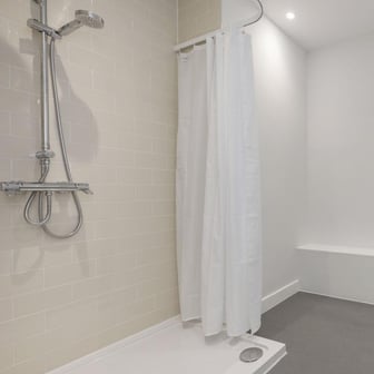 Premium Plus Studio (Accessible) - Image 3