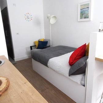 Deluxe 2 Bed Apartment - Image 2
