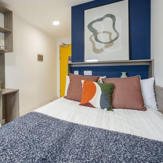 Bronze Sky View Ensuite - Image 2