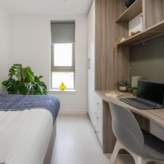 Bronze Sky View Ensuite - Image 4