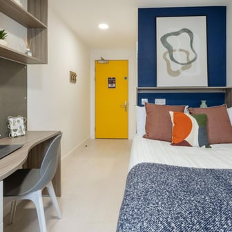 Bronze Sky View Ensuite - Image 5