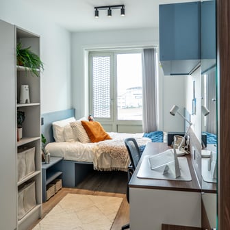 Classic 4 Bed Ensuite - Image 1
