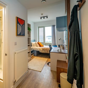 Premium 4 Bed Ensuite - Image 1