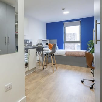 Silver Studio - Image 2