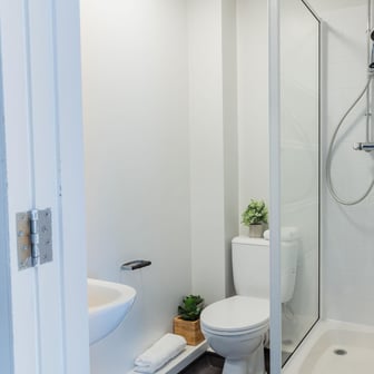 Platinum En Suite - Image 6