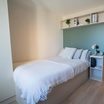 Platinum Studio (High Floors) - Image 2