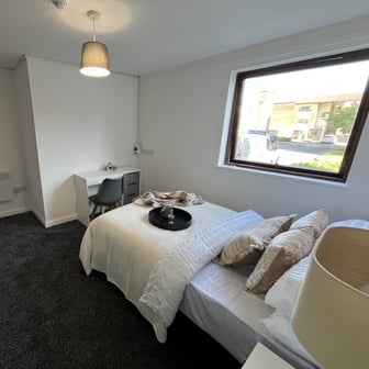 Premier Room - Image 2