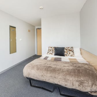 Premium Plus Ensuite - Image 2
