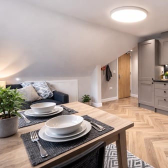 Small Ensuite - Image 4