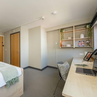 3 Bed Ensuite - Image 5