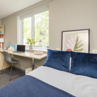 Classic Ensuite - Image 1