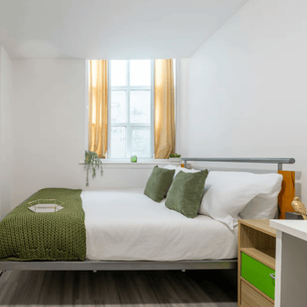 Silver Non Ensuite - Image 1