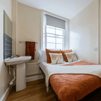 Bronze Non Ensuite - Image 1