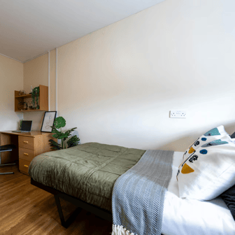 Gold Non Ensuite - Image 3