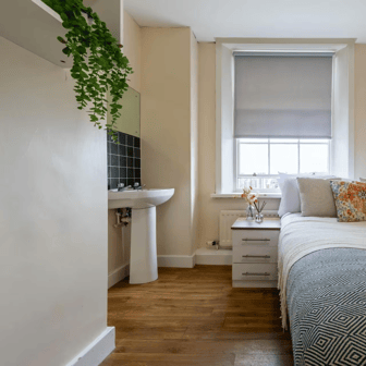 Silver Non Ensuite - Image 3