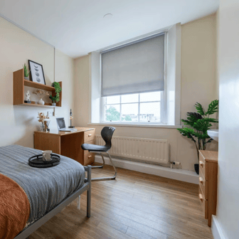 Silver Non Ensuite - Image 2