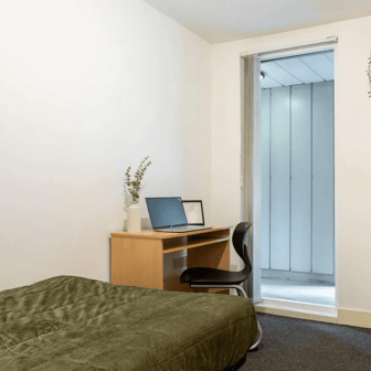 Bronze Non Ensuite - Image 2
