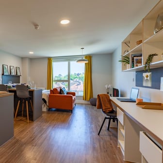 Luxury Gold Studio - Image 8