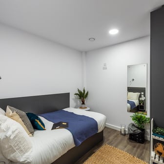 2 Bed Studio - Image 11