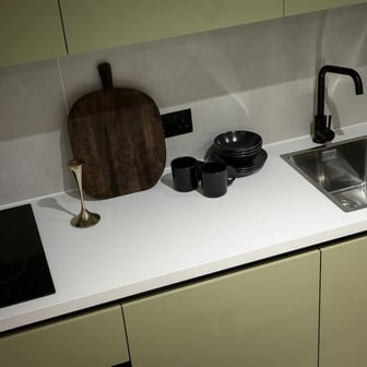 Deluxe Studio Wet Room - Image 14