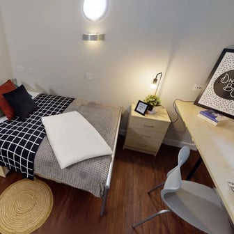Silver Ensuite - Image 1