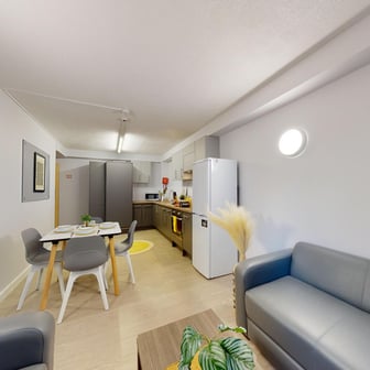 Bronze Ensuite - Image 4