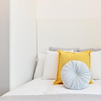 Gold Ensuite - Image 9