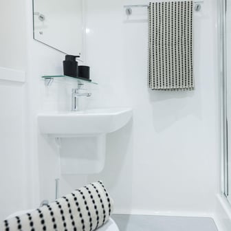 Premium Studio River View - Image 4