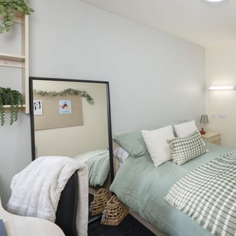 Single Ensuite - Image 2
