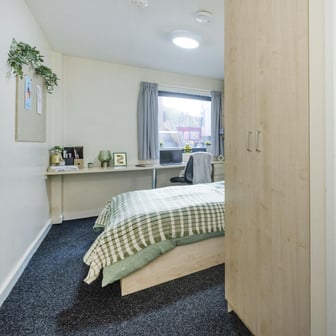 Single Ensuite - Image 3