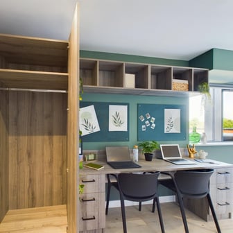 Crown Suite - Image 7
