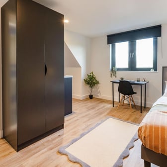 Premium Studio - Image 1