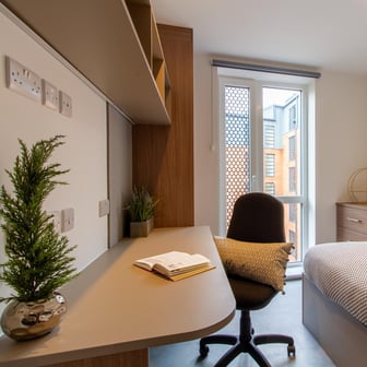 10 Bed En-suite - Image 3