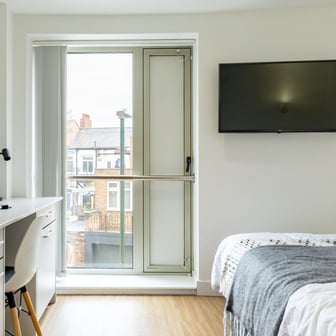 Deluxe Ensuite - Image 2