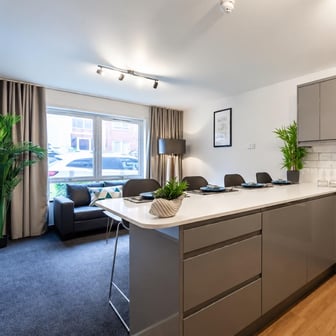 Platinum Ensuite - Image 2