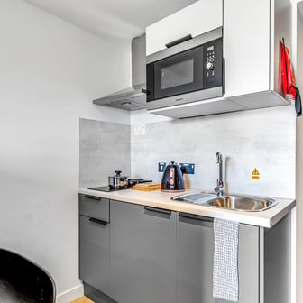 Platinum Studio - Image 5