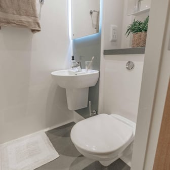 Gold En Suite (3 Bed Flat) - Image 4
