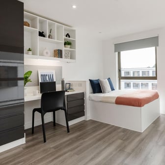 Elite Ensuite - Image 1