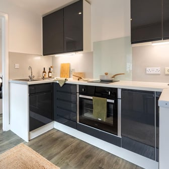Two Bed Club Apartment - Image 1